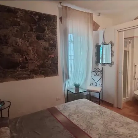 La Stanza Di Miche Guest house *